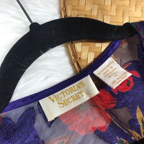 Vintage Victoria’s‎ Secret gold label floral sleep shirt - Picture 2 of 5